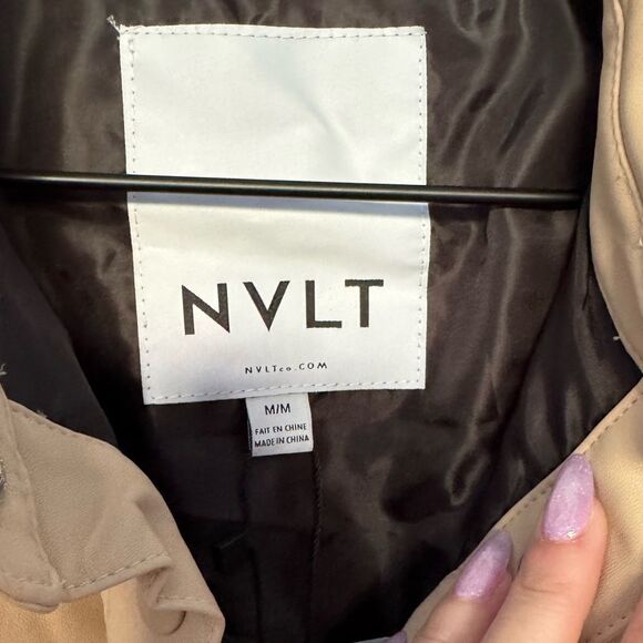 NWT NVLT x Anthropologie Tan Vegan Leather Trench Coat Medium - Picture 8 of 8